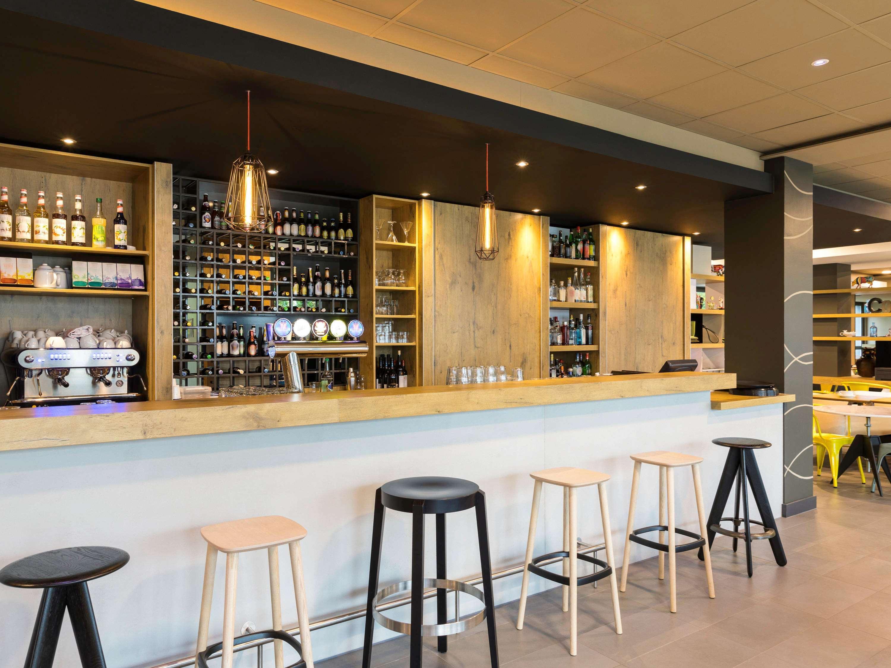 होटल Ibis Messe Airport Zurich