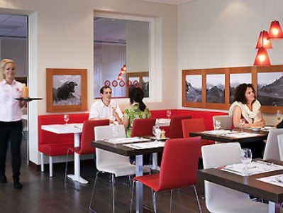Ibis Messe Airport 3*